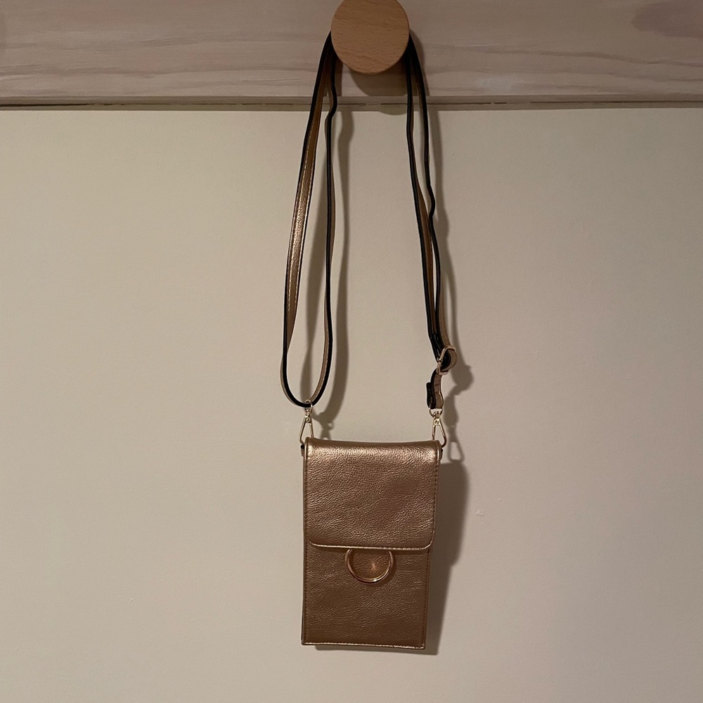 Jen & Co Ayla Touch-Sensitive Cell Phone Bag in Rosegold
